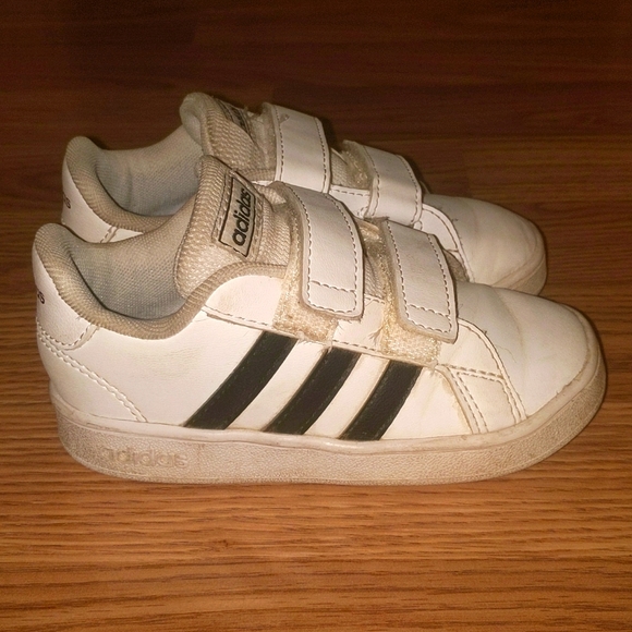 adidas Other - Adidas White with Blue Stripes and Velcro Straps Toddler Unisex Sneakers Size 8K